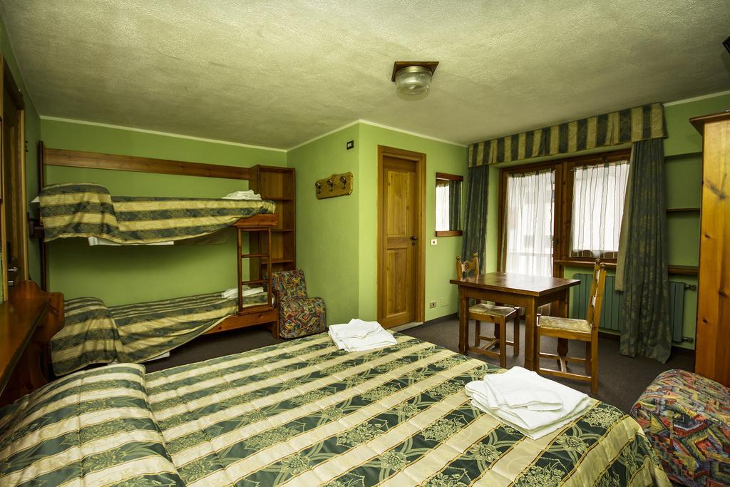 Assietta Hotel Oulx Buitenkant foto