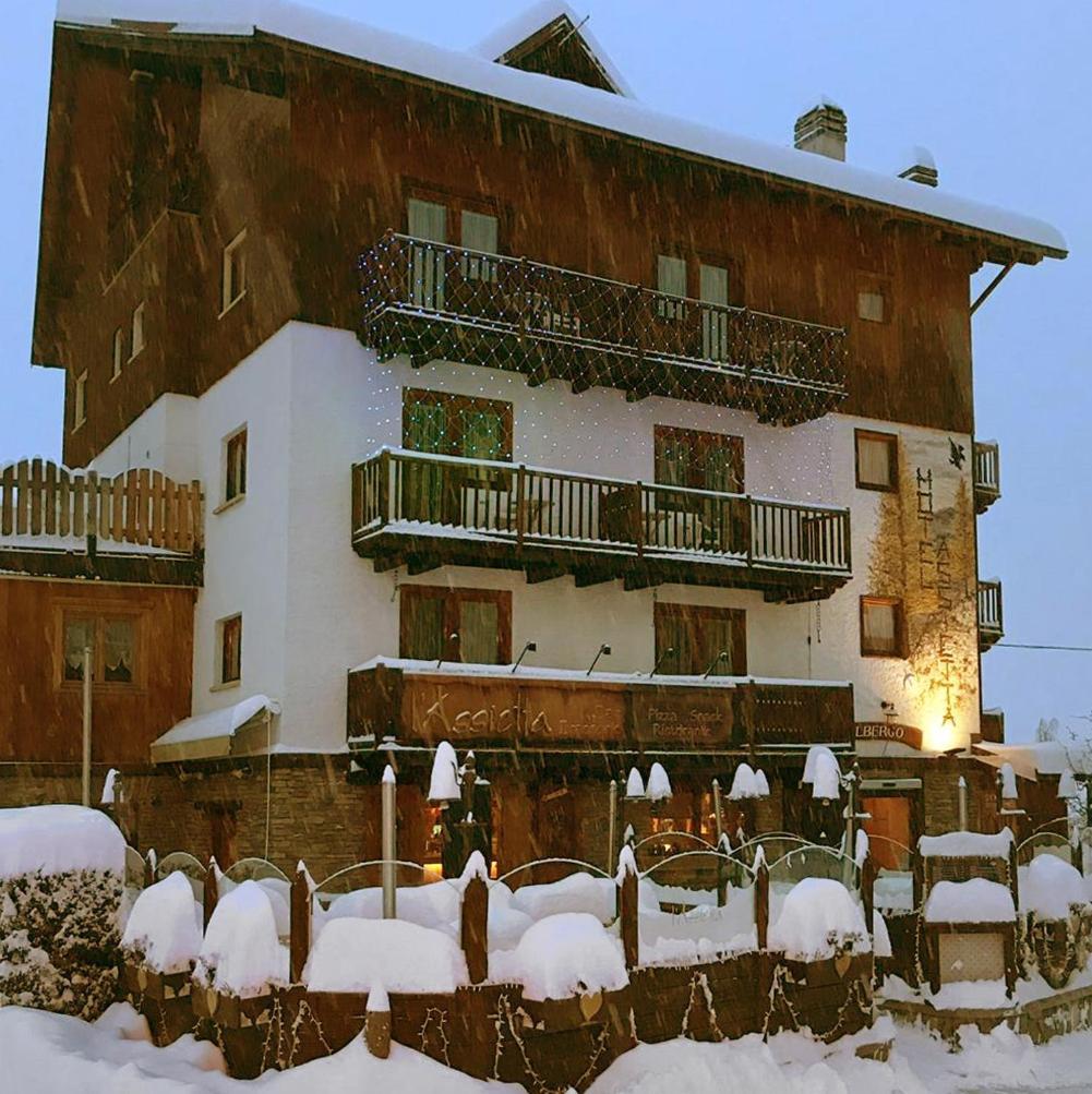Assietta Hotel Oulx Buitenkant foto